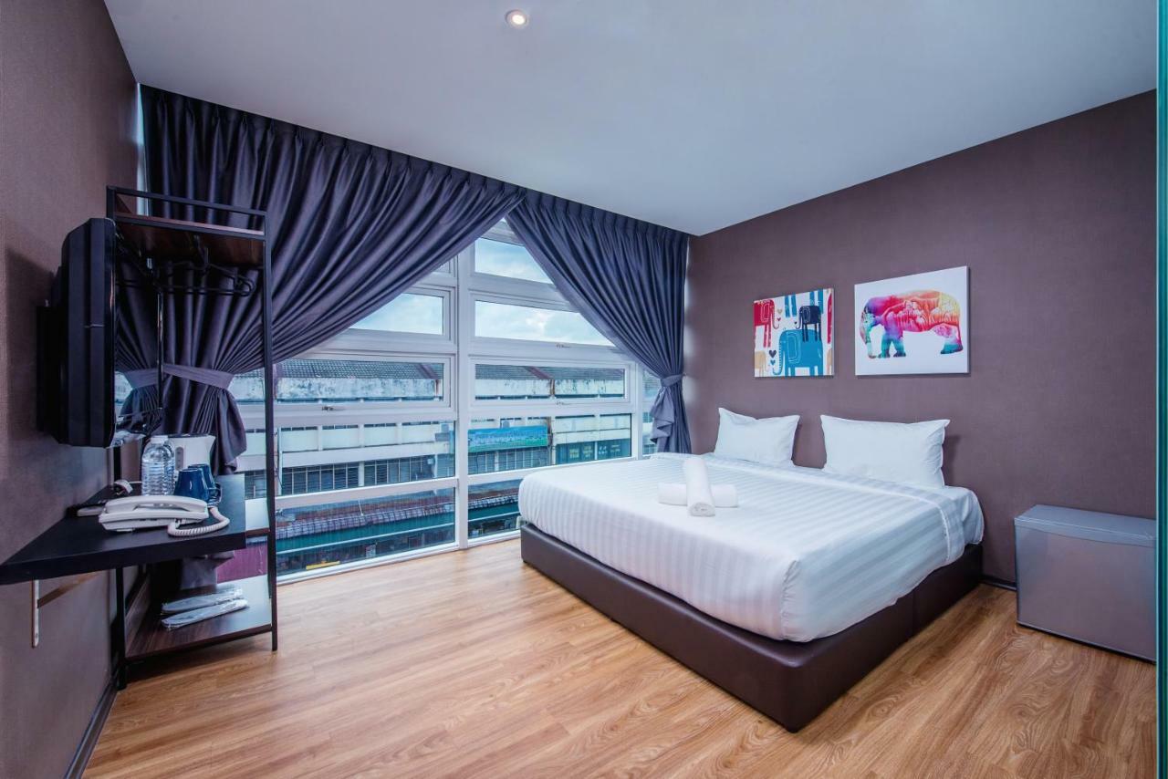 Nap Hotel Johor Bahru Exterior photo