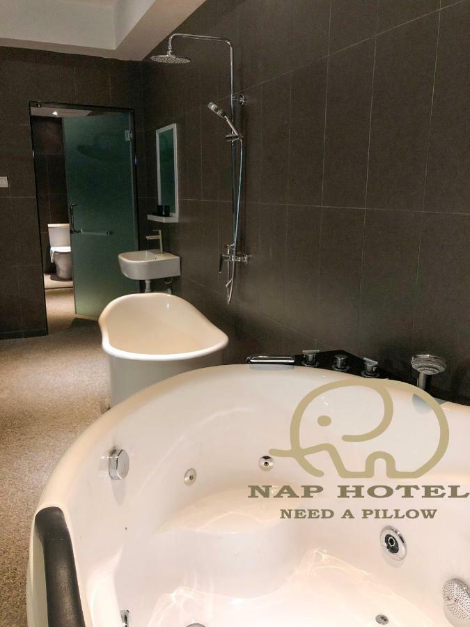 Nap Hotel Johor Bahru Exterior photo