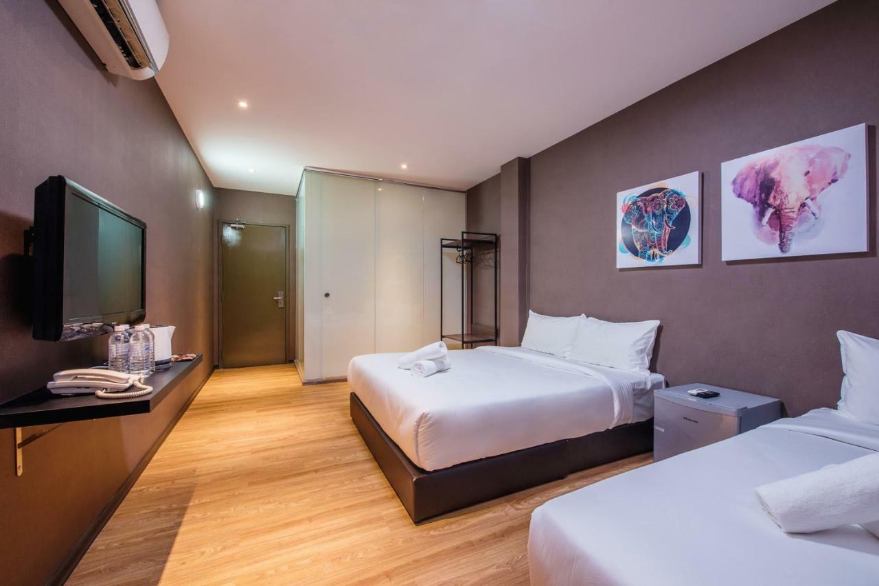 Nap Hotel Johor Bahru Exterior photo
